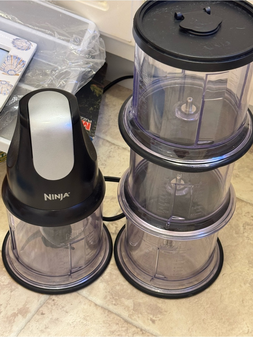 Ninja Professional Stackable Chopper w/4 Stackable Bowls - Picture 2 of 2